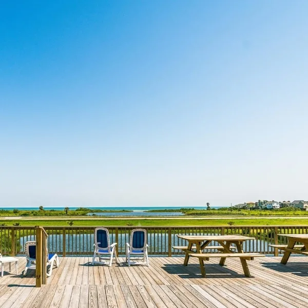 Stella Mare RV Resort RV park in Galveston, TX (photo 3)
